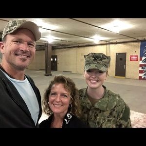 Meet your Posher, Sam